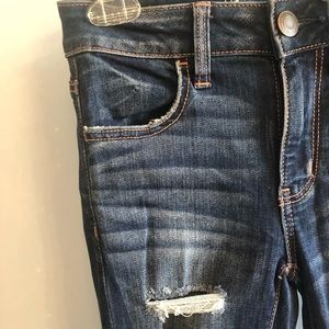 American Eagle Destroyed Skinny Jeans